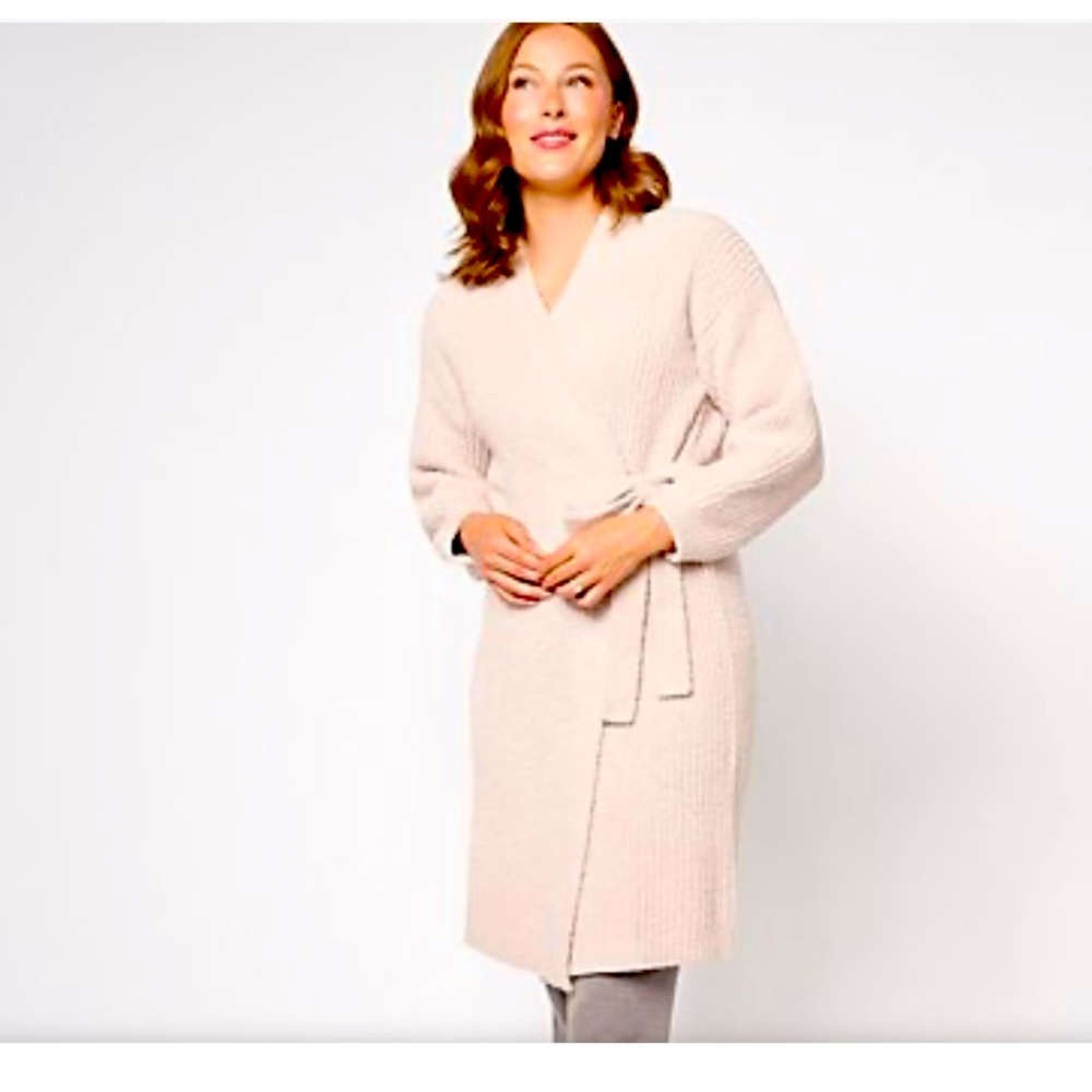 Barefoot Dreams Robe NWOT